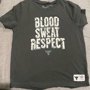 Under Armour Youth shirt in size XS